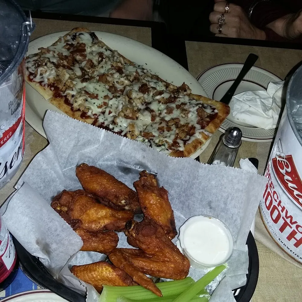 Flat Bread Bar-B-Q Pizza & Chicken Wings